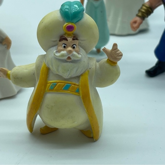Vintage Disney Aladdin Figurines 12 Piece Set - Picture 5 of 16